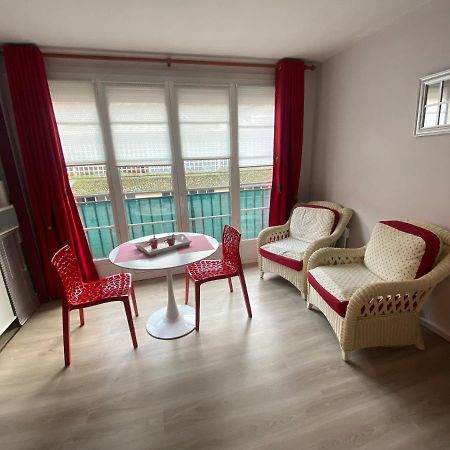 Studio avec parking privé au cœur du Tréport Le Tréport Extérieur photo